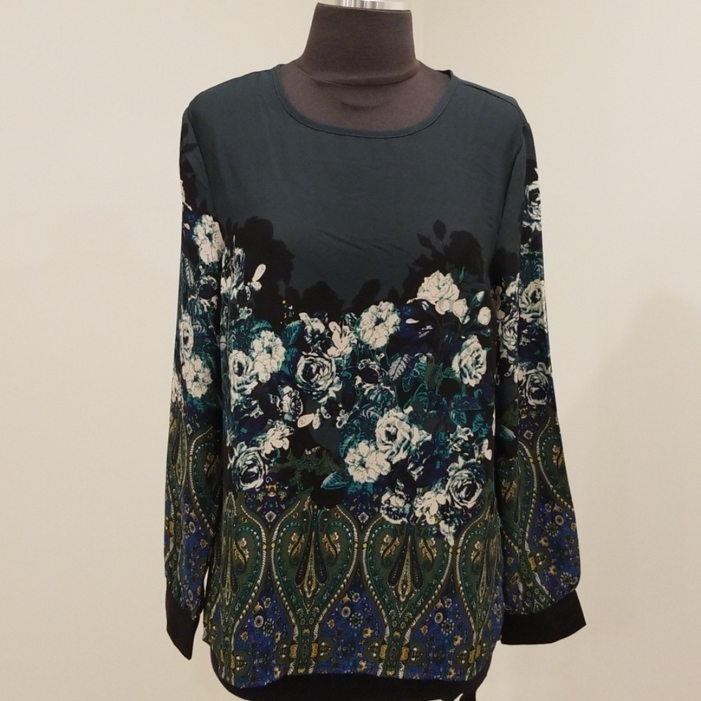 NWT! Jennifer & Grace Green Floral Print Sz S Top